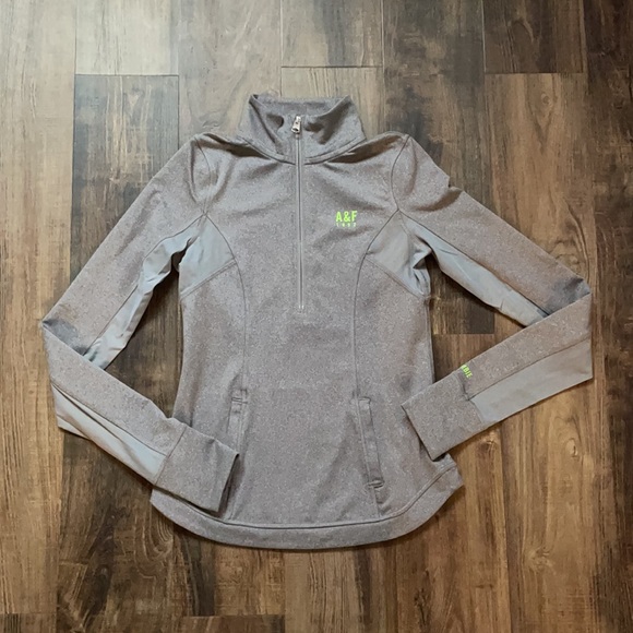 A&F Workout Quarter Zip Long Sleeve - Picture 1 of 4